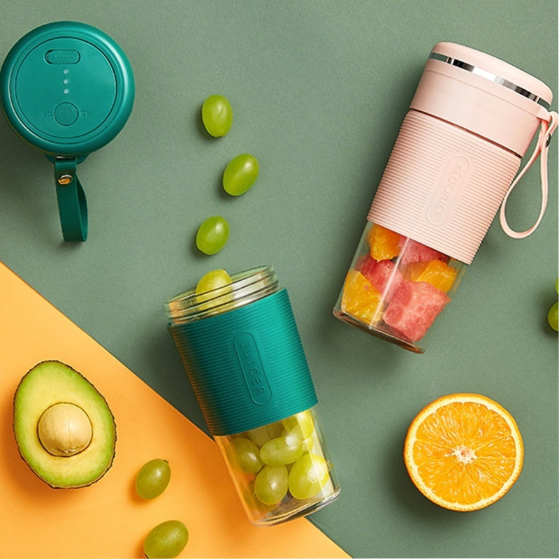 Blend On-the-Go — Your Mini Smoothie Powerhouse